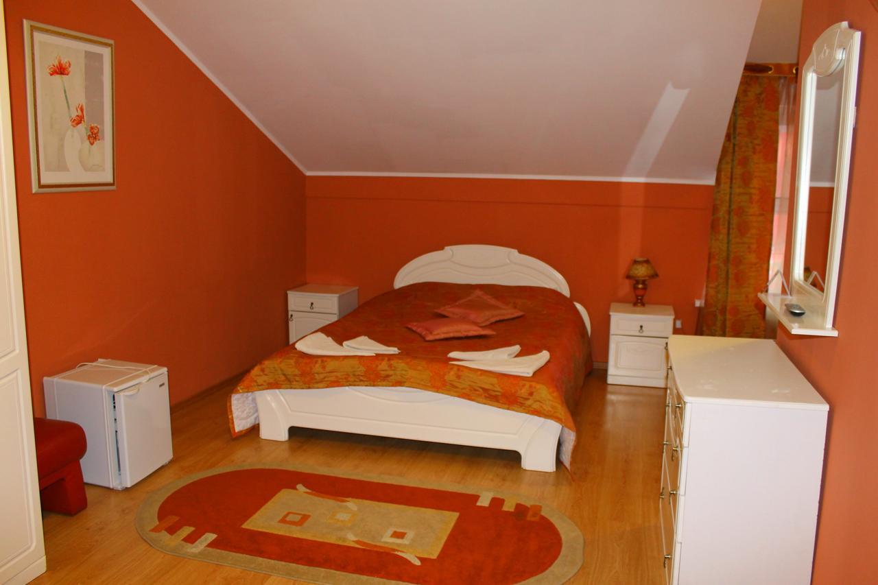 Dudinka - City Mini Hotel Borisov Exterior foto